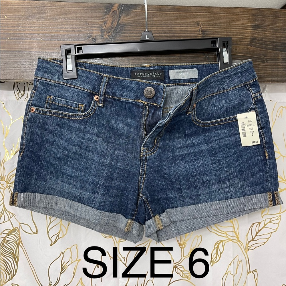 Aeropostale shorts. Size 6. Never worn